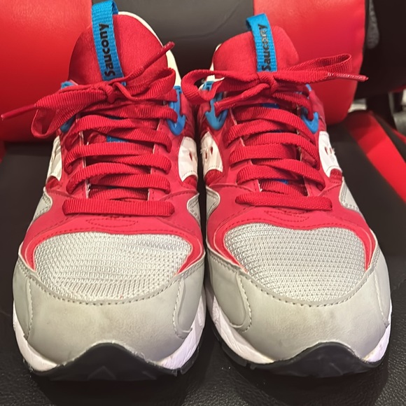 Men’s Size 8.5 Saucony - Picture 5 of 7